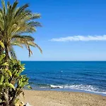 Oleholidays Azalea Playa Junto A Puerto Banus